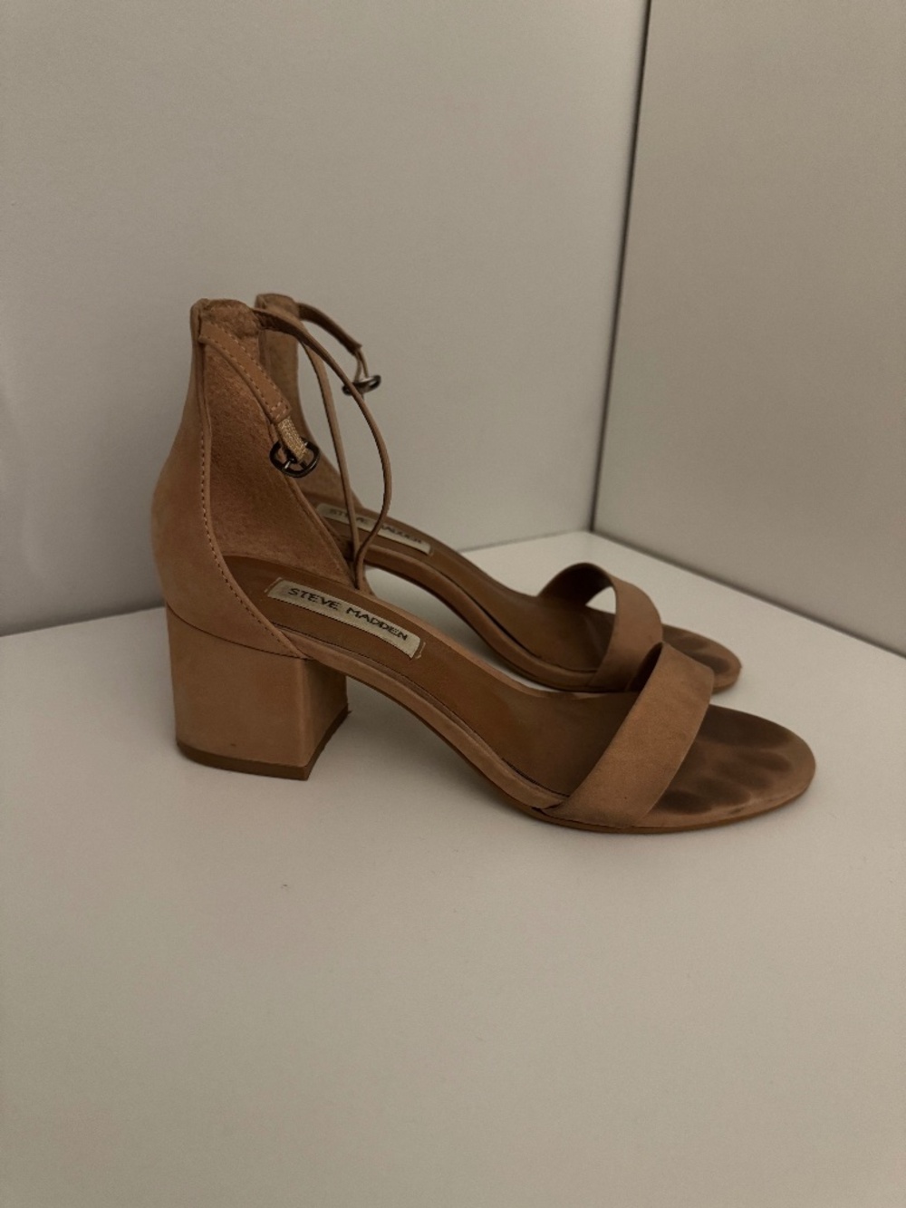 Steve Madden Block Heel Sandal Tan Size 6